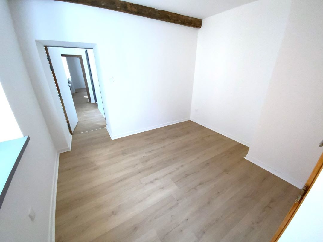 Location Appartement à Saint-Gengoux-le-National 2 pièces