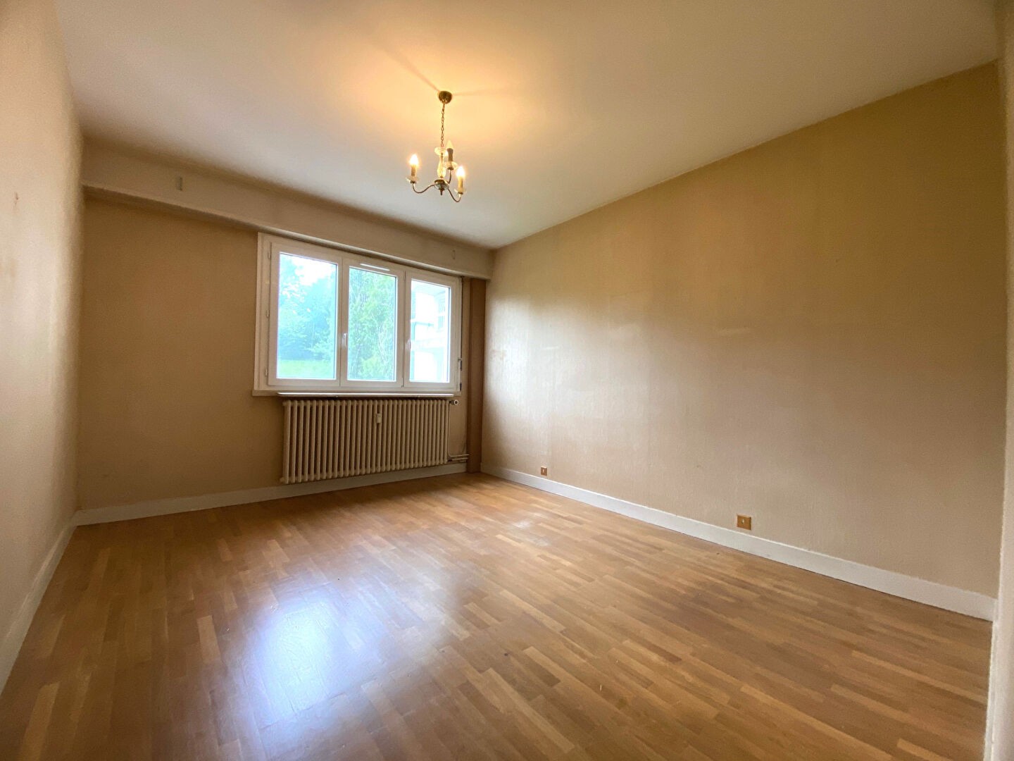 Vente Appartement à Lons-le-Saunier 5 pièces