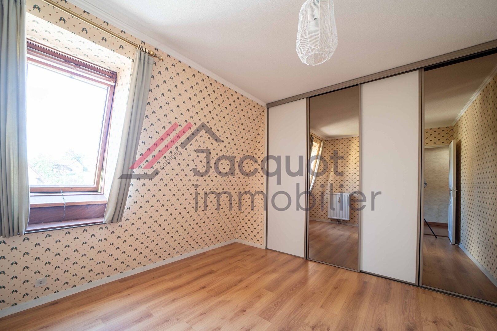 Vente Appartement à Lons-le-Saunier 5 pièces