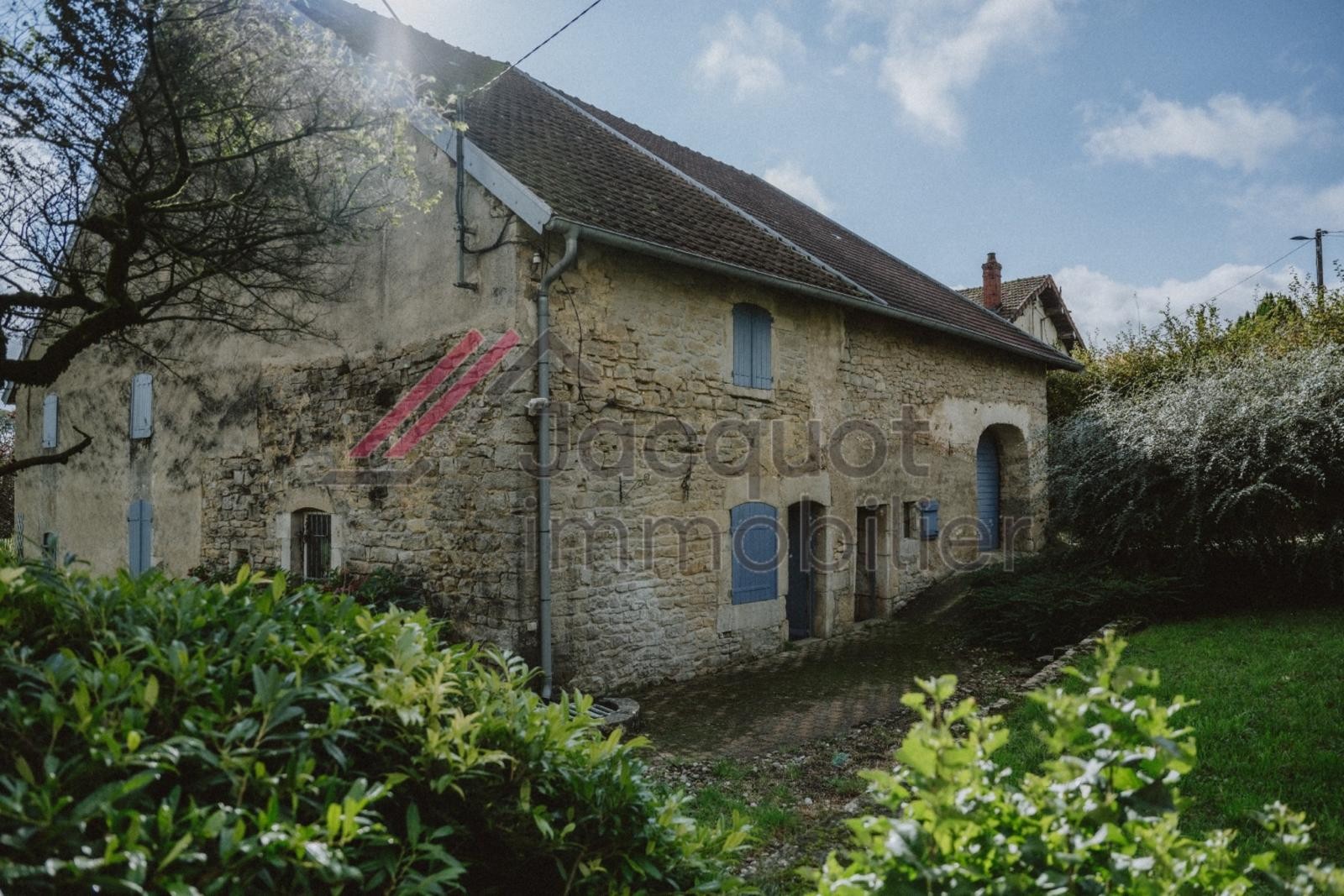 Vente Maison à Champagnole 12 pièces