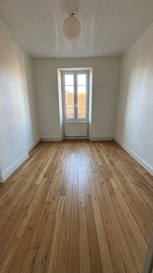 Location Appartement à Lons-le-Saunier 4 pièces