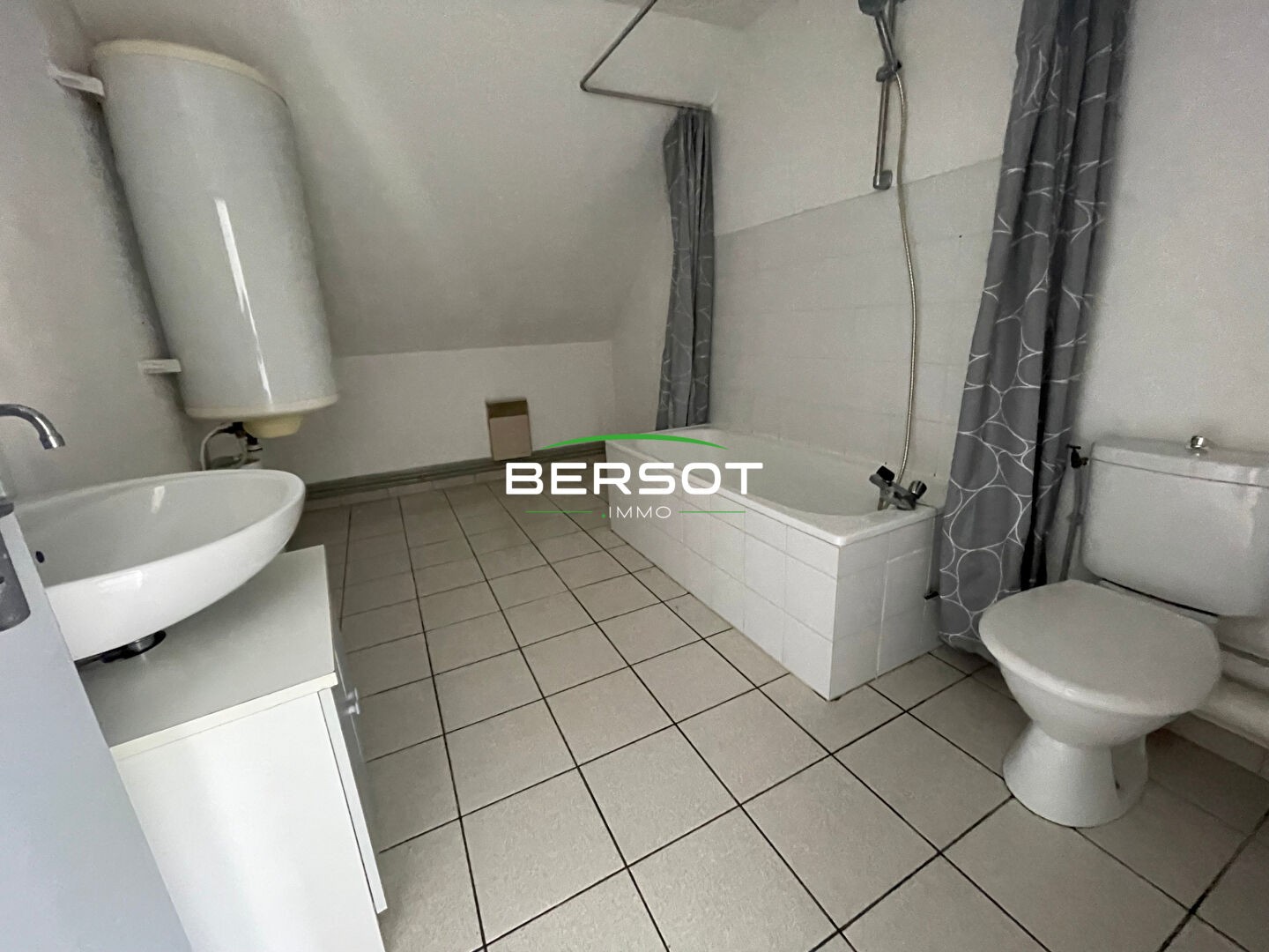 Location Appartement à Pusey 1 pièce