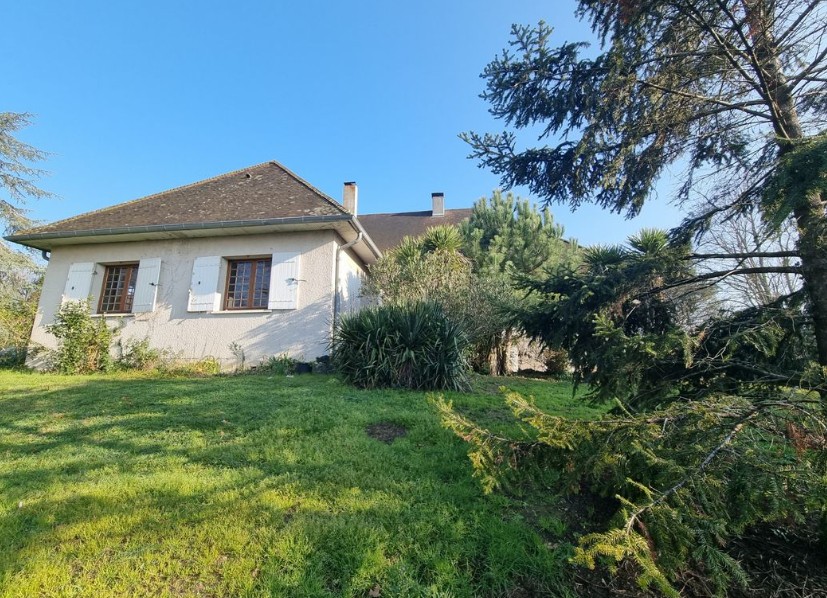 Vente Maison à Sainte-Eulalie 9 pièces