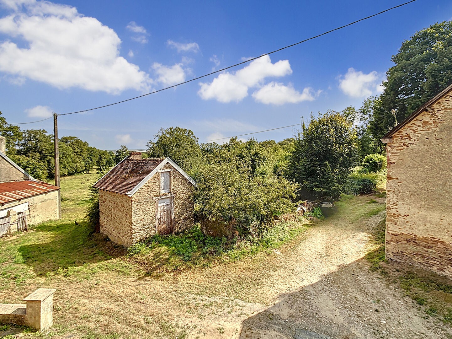 Vente Maison à Saint-Pierre-le-Bost 3 pièces