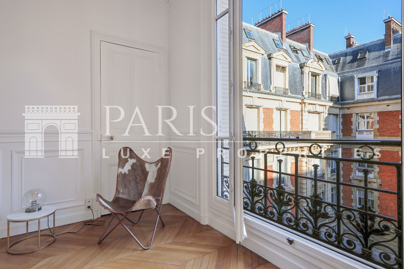 Vente Appartement à Paris Batignolles-Monceaux 17e arrondissement 3 pièces