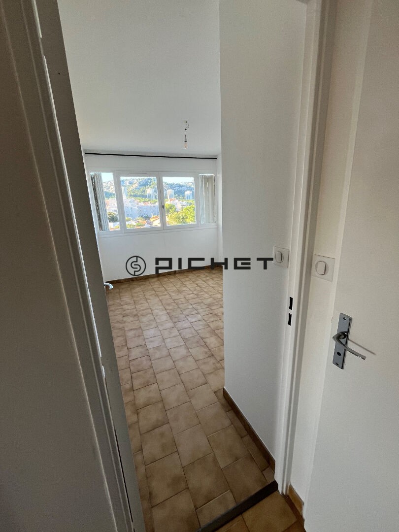 Vente Appartement à Marseille 8e arrondissement 3 pièces