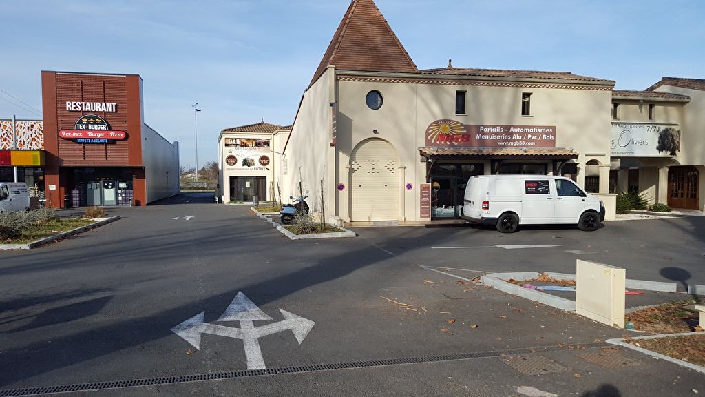 Vente Garage / Parking à Sainte-Eulalie 0 pièce