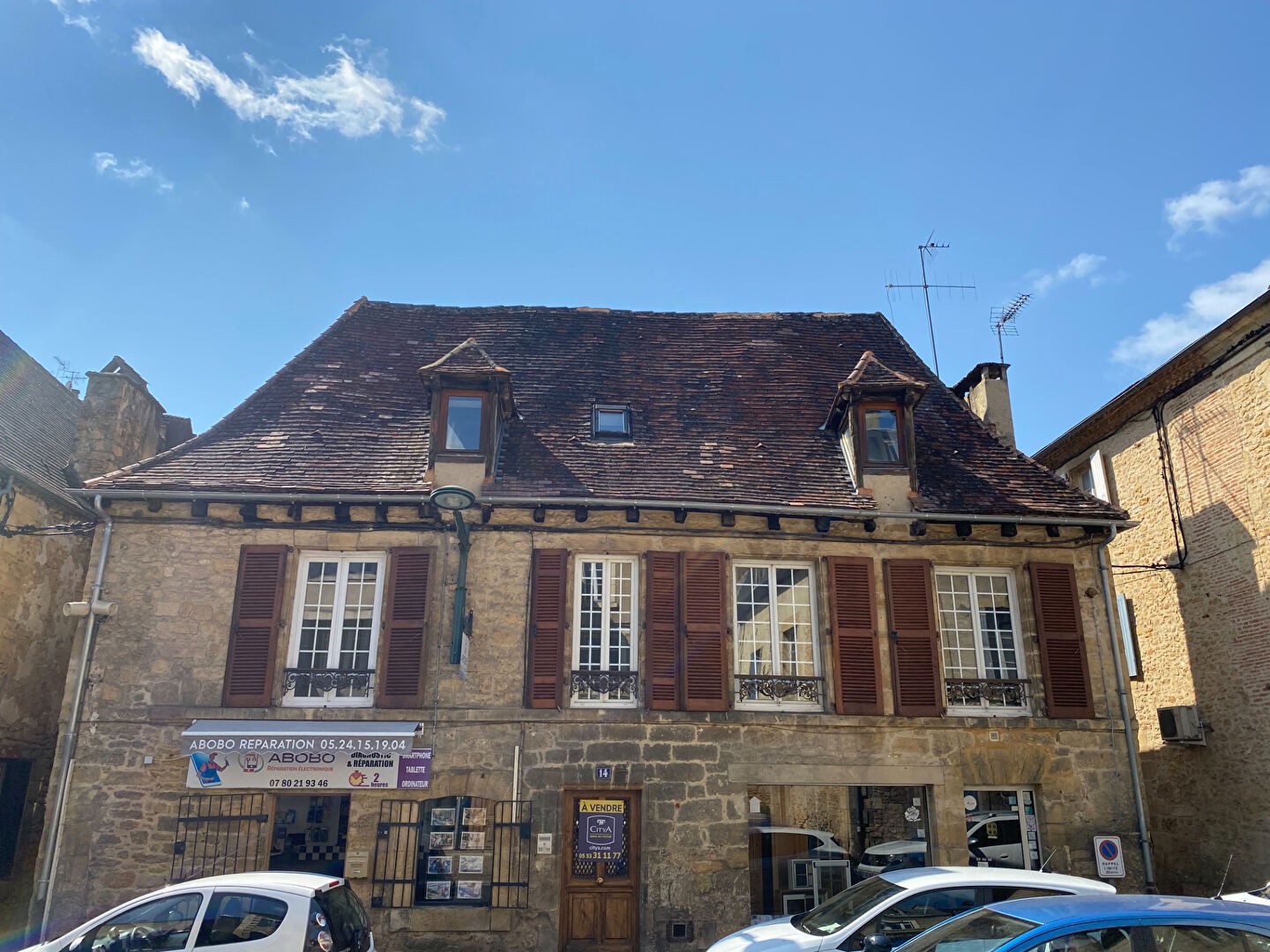 Vente Bureau / Commerce à Sarlat-la-Canéda 9 pièces