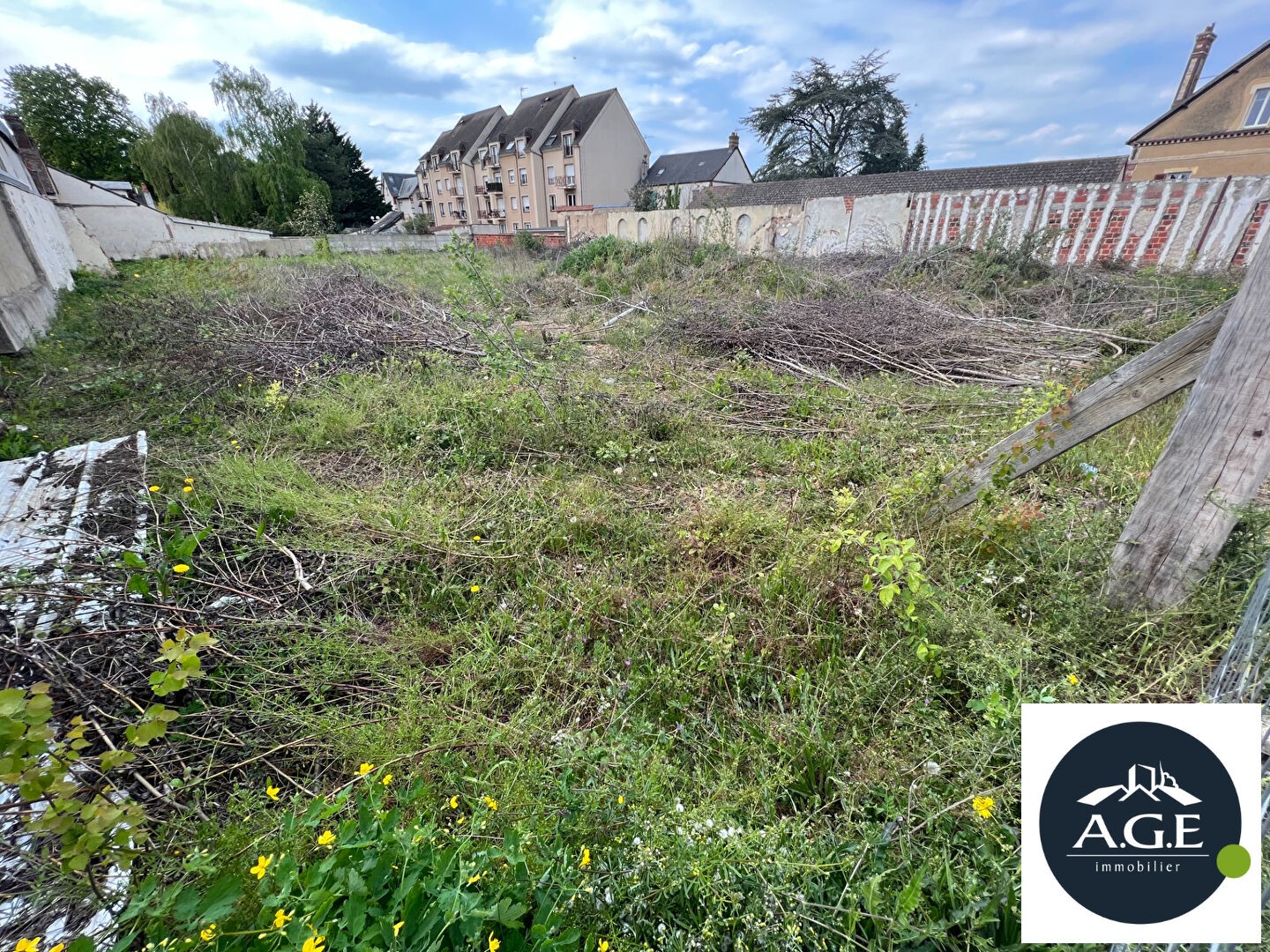 Vente Terrain à Nogent-le-Roi 0 pièce