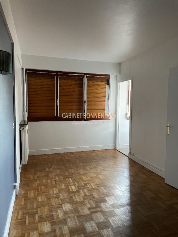 Location Appartement à Saint-Germain-en-Laye 1 pièce