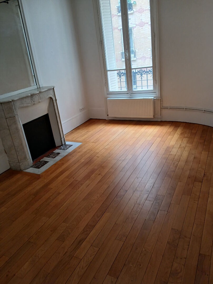 Vente Appartement à Paris Vaugirard 15e arrondissement 3 pièces