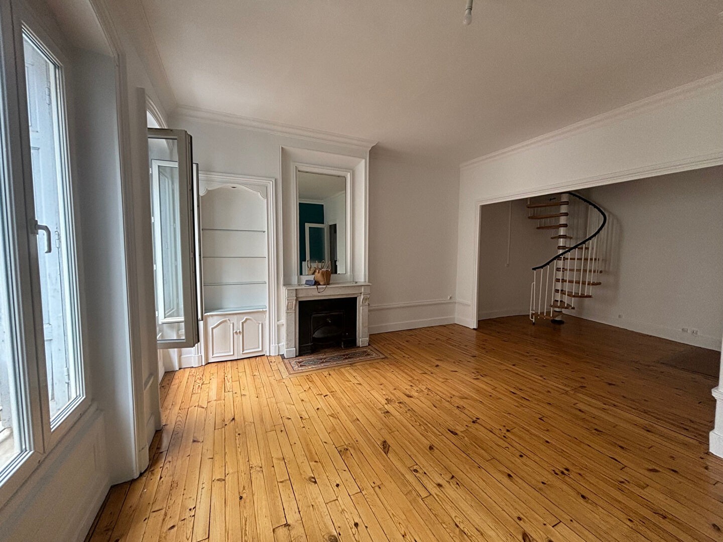 Location Appartement à Saint-Étienne 5 pièces