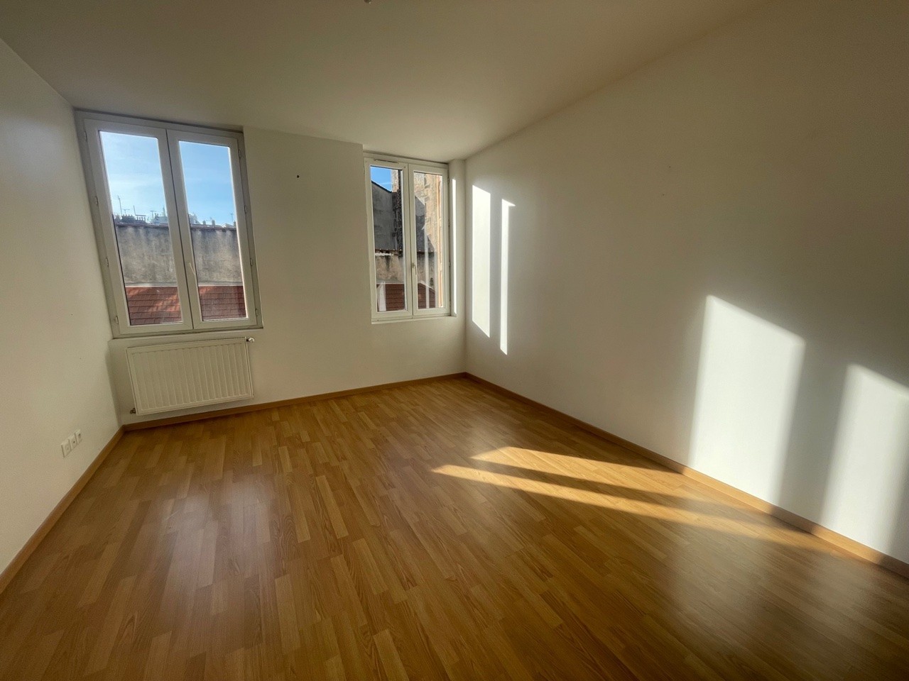 Location Appartement à Saint-Étienne 5 pièces