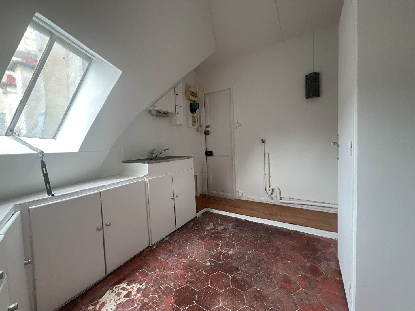 Vente Appartement à Paris Butte-Montmartre 18e arrondissement 1 pièce