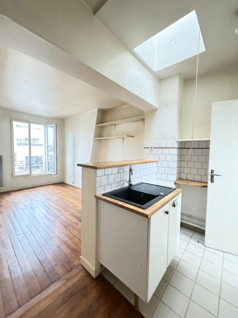 Vente Appartement à Paris Butte-Montmartre 18e arrondissement 2 pièces