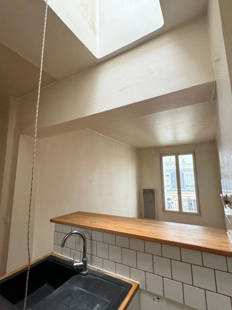 Vente Appartement à Paris Butte-Montmartre 18e arrondissement 2 pièces