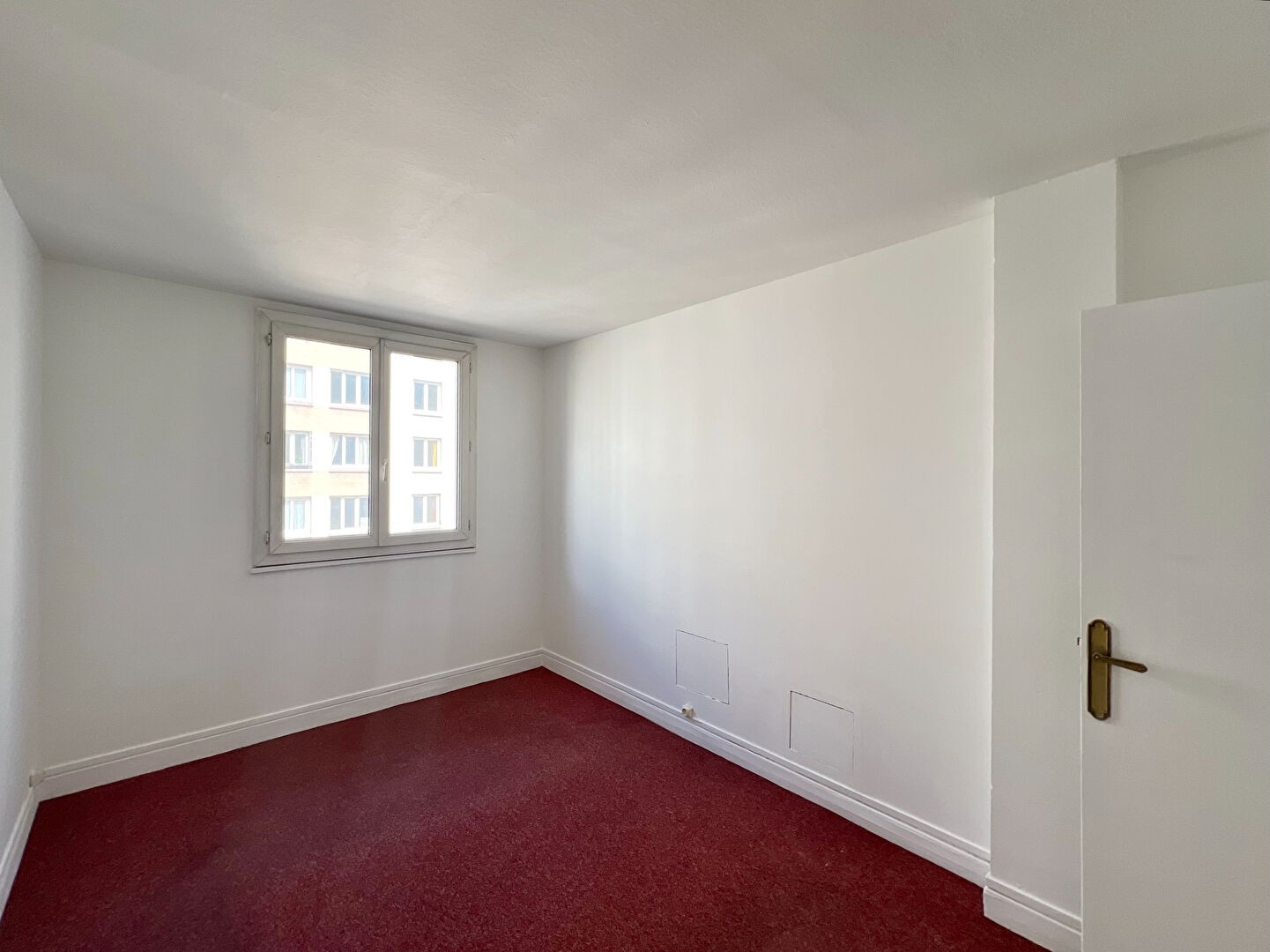 Vente Appartement à Paris Butte-Montmartre 18e arrondissement 3 pièces