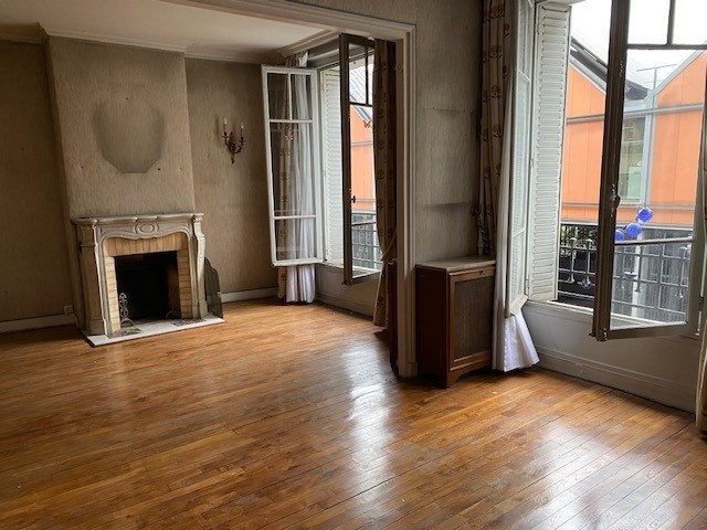 Vente Appartement à Paris Butte-Montmartre 18e arrondissement 3 pièces