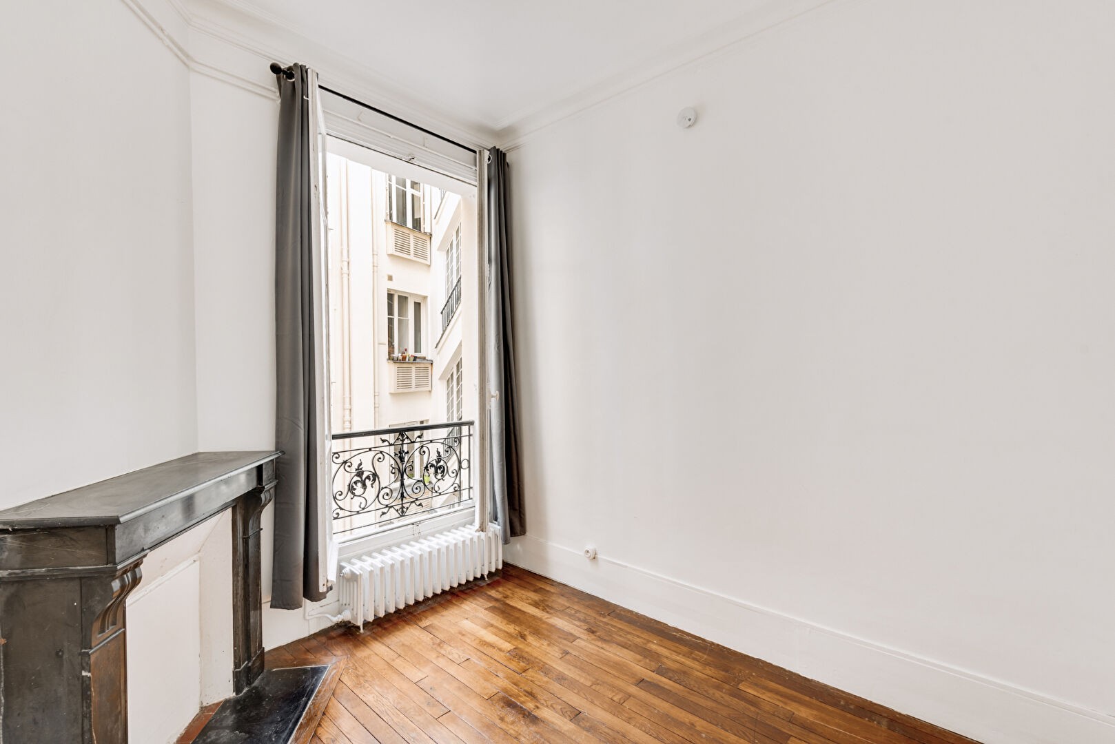 Vente Appartement à Paris Butte-Montmartre 18e arrondissement 2 pièces