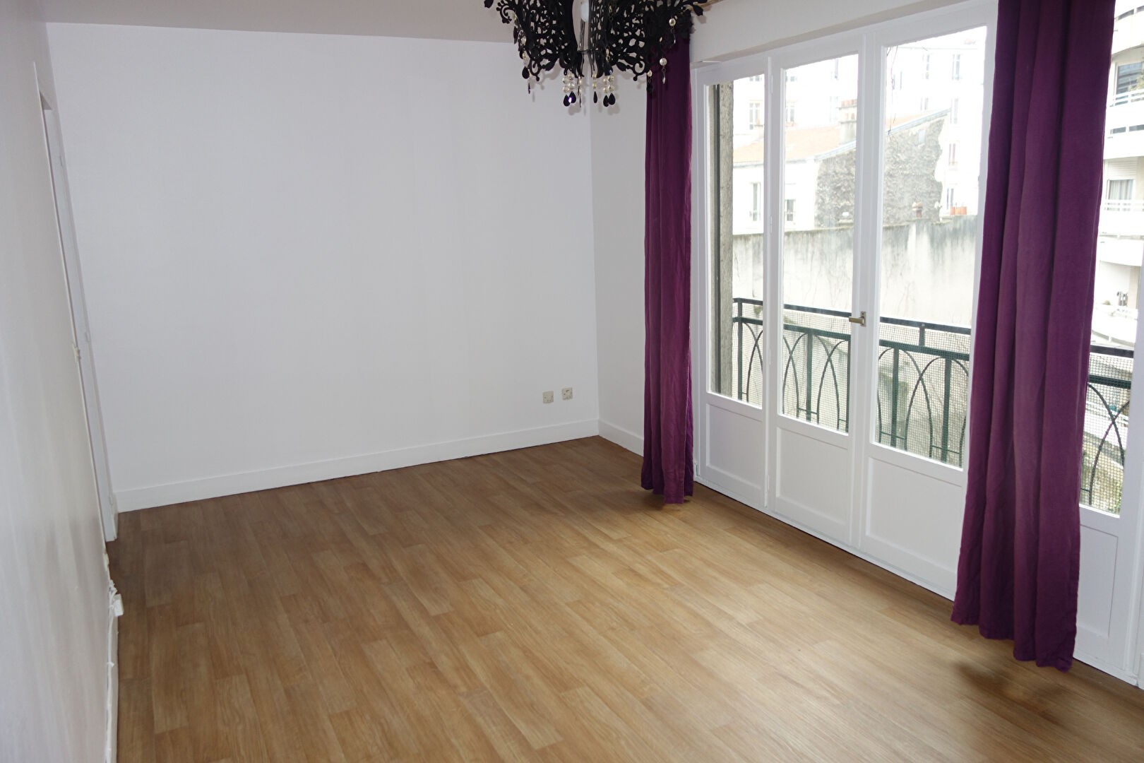 Vente Appartement à Paris Butte-Montmartre 18e arrondissement 1 pièce