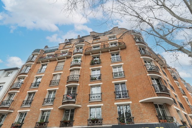 Vente Appartement à Paris Butte-Montmartre 18e arrondissement 3 pièces