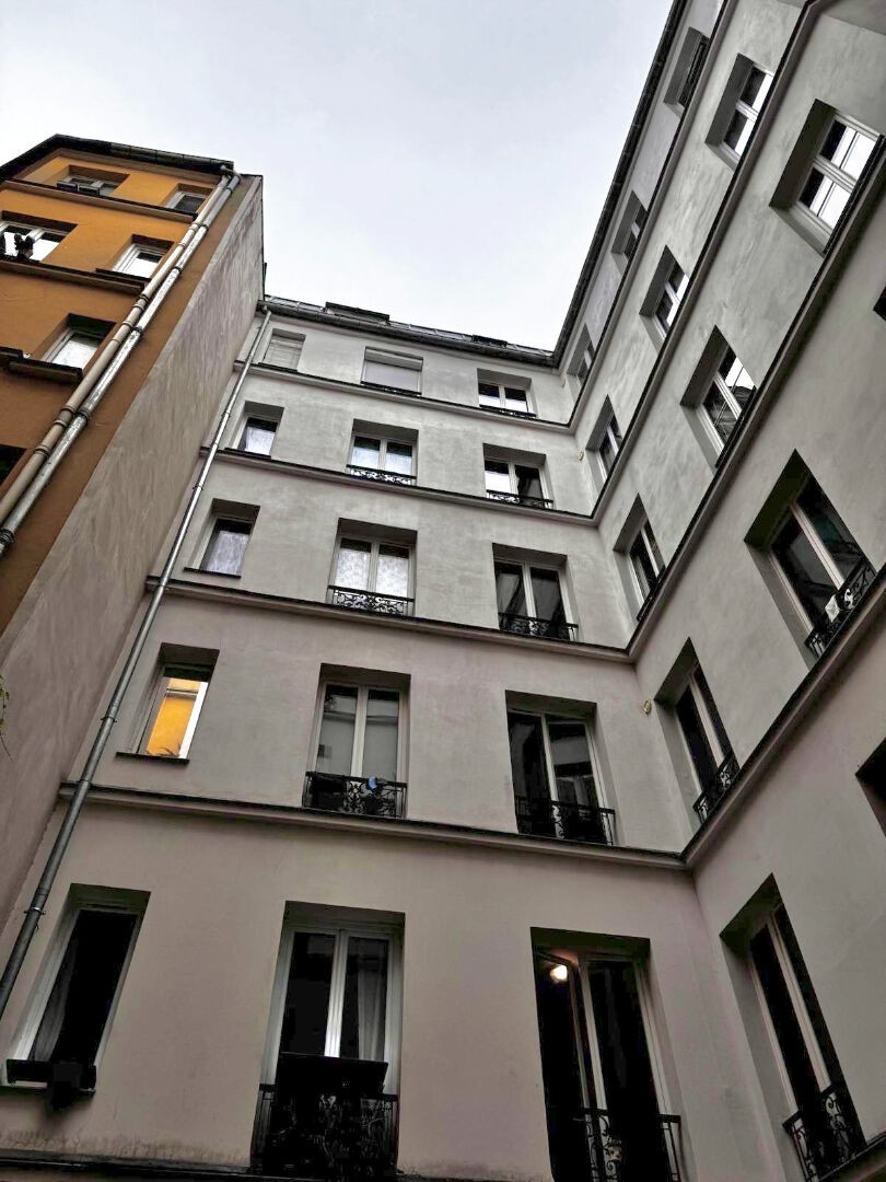 Vente Appartement à Paris Butte-Montmartre 18e arrondissement 1 pièce