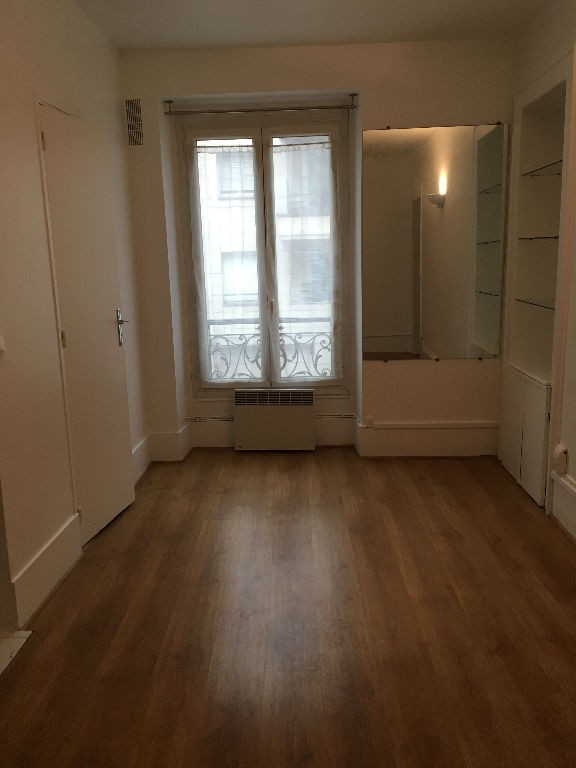 Location Appartement à Saint-Mandé 1 pièce