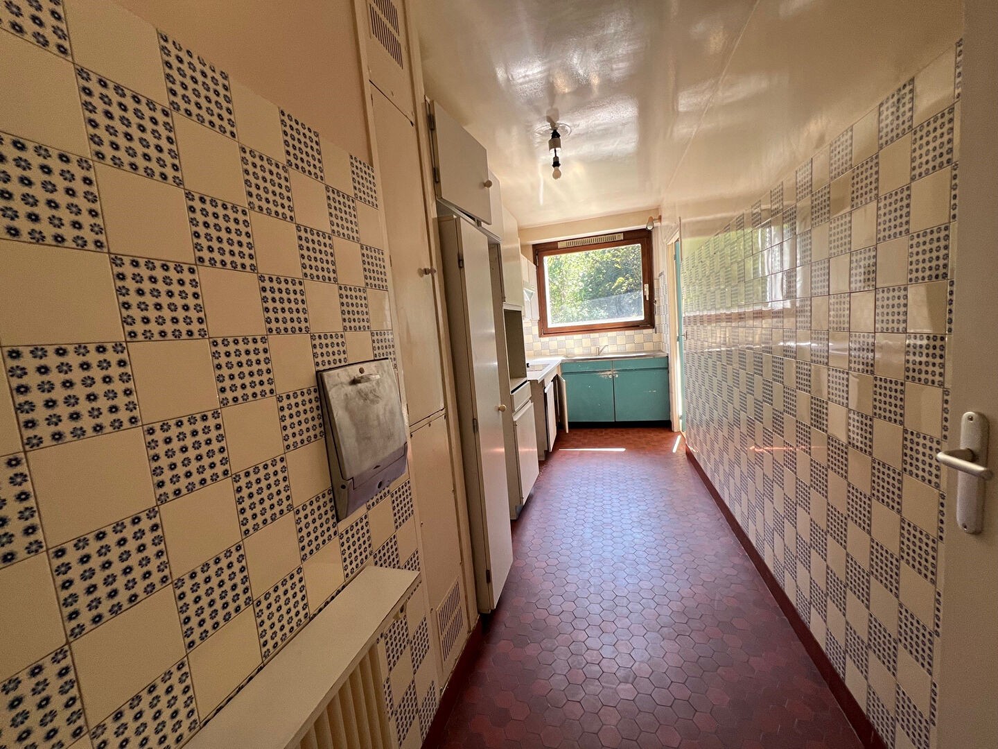 Vente Appartement à Paris Buttes-Chaumont 19e arrondissement 4 pièces