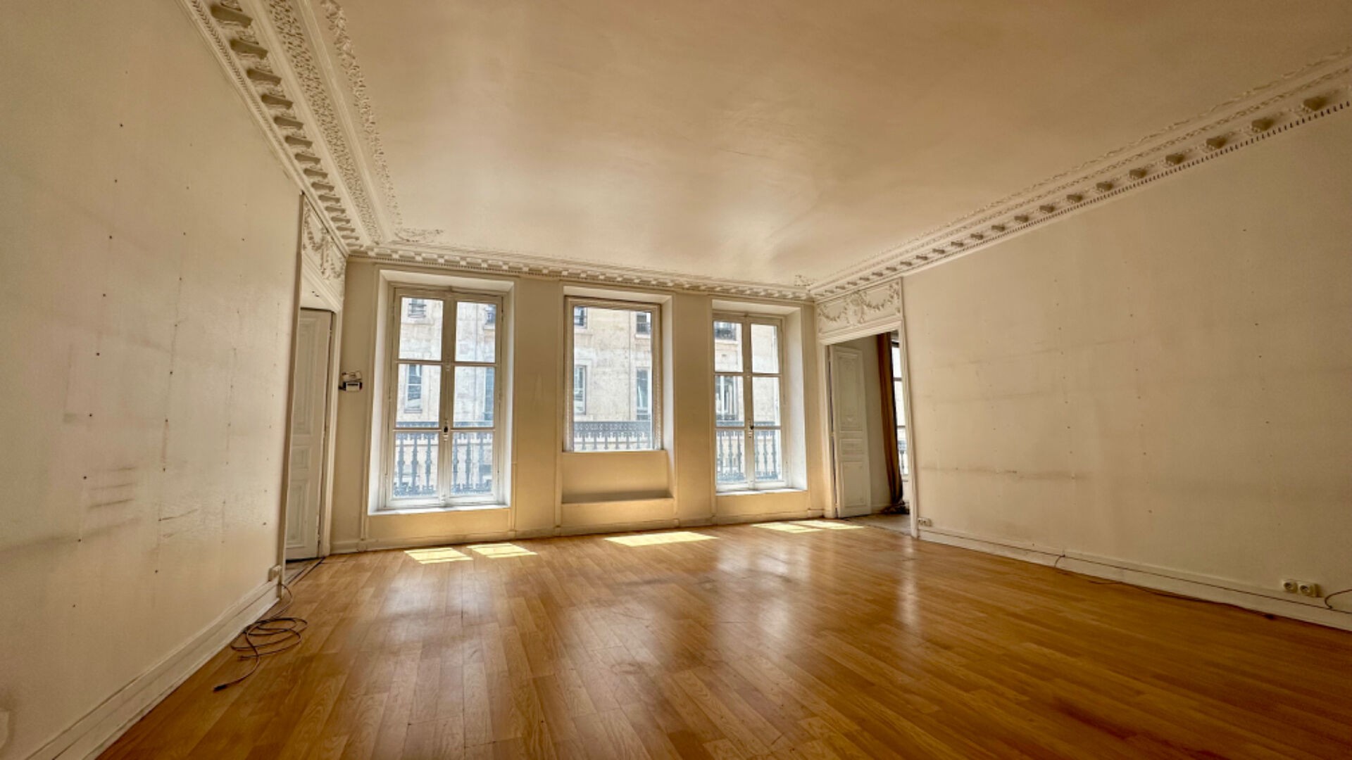 Vente Appartement à Paris Entrepôt 10e arrondissement 5 pièces