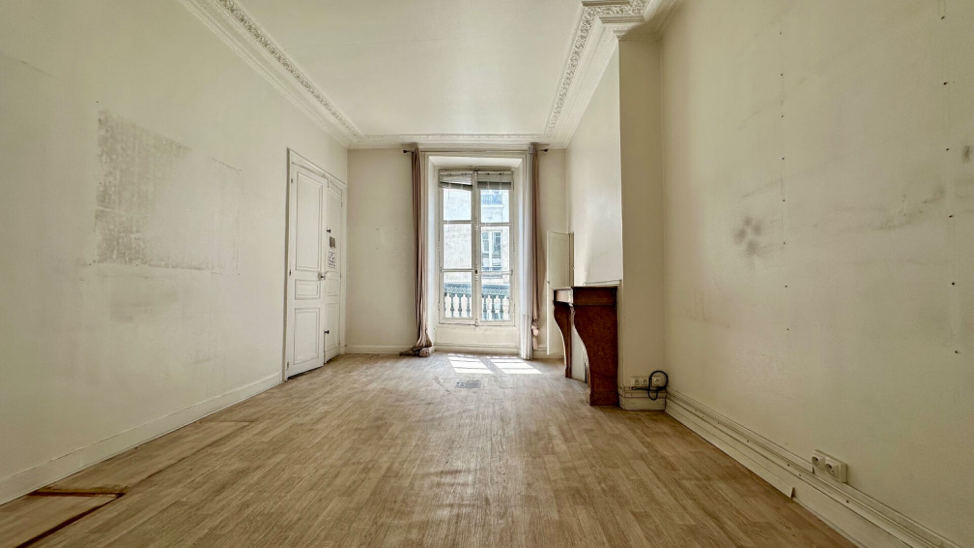 Vente Appartement à Paris Entrepôt 10e arrondissement 5 pièces