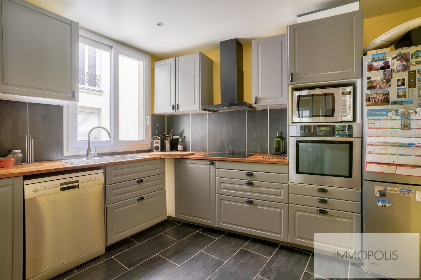 Vente Appartement à Paris Butte-Montmartre 18e arrondissement 5 pièces