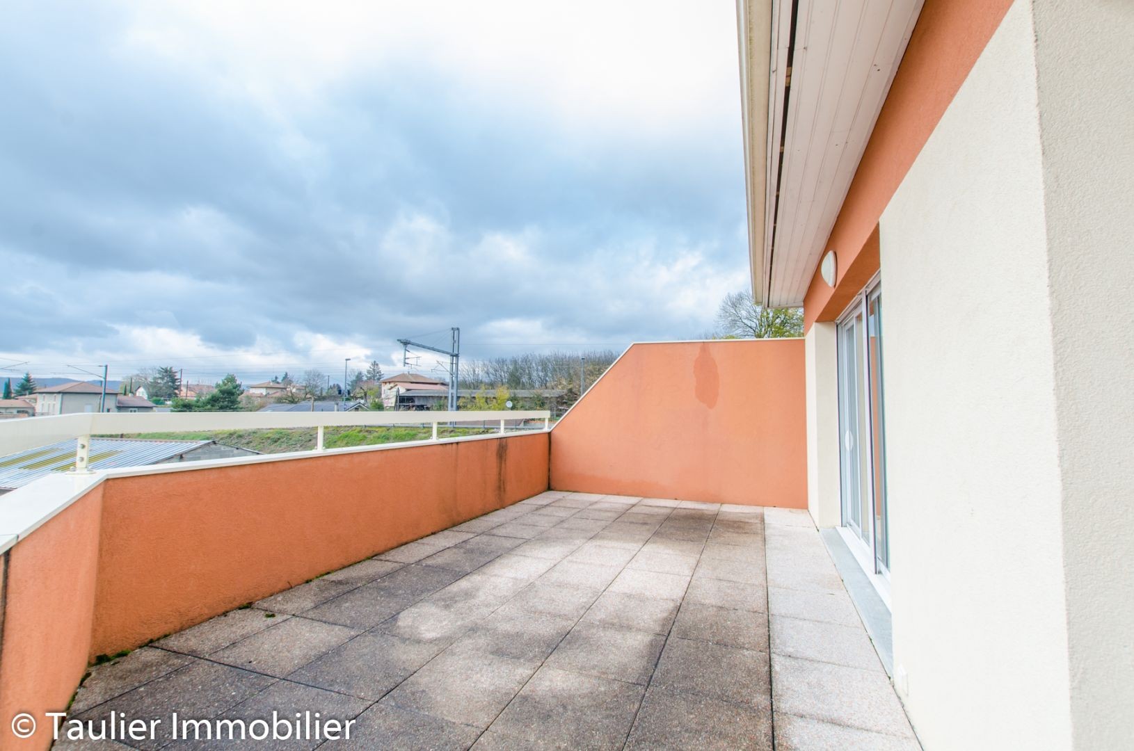 Location Appartement à Saint-Hilaire-du-Rosier 2 pièces