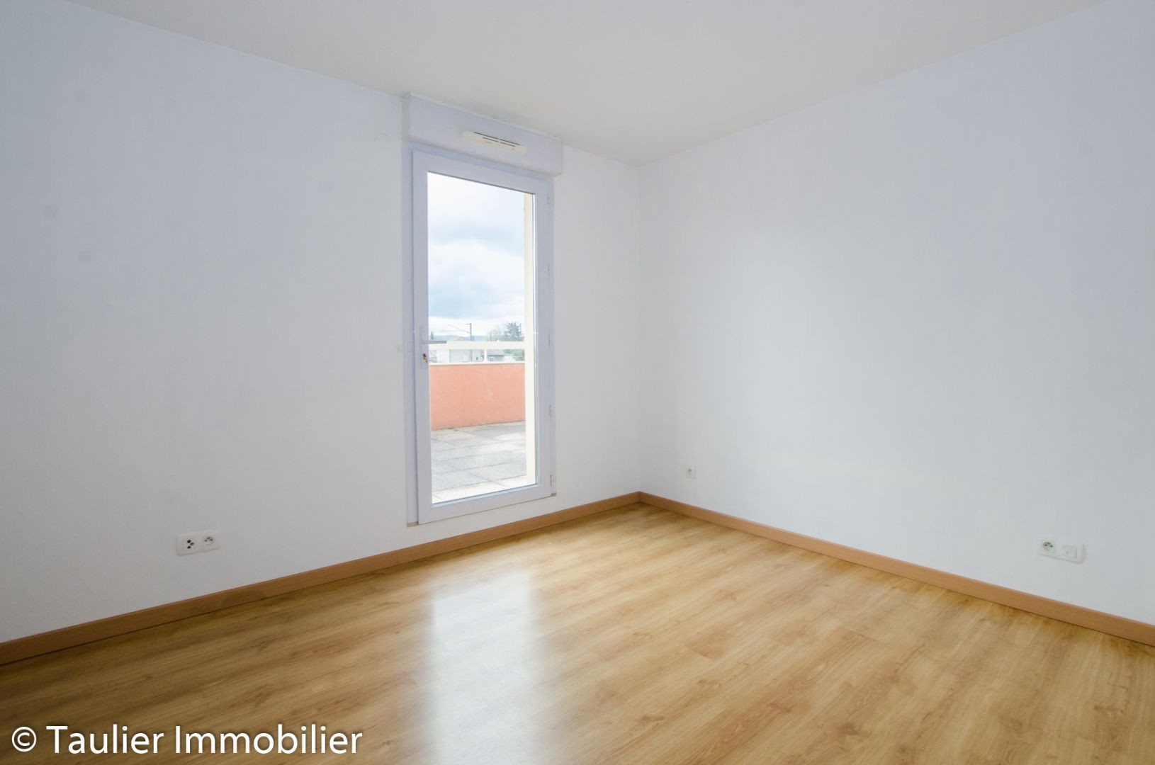 Location Appartement à Saint-Hilaire-du-Rosier 2 pièces