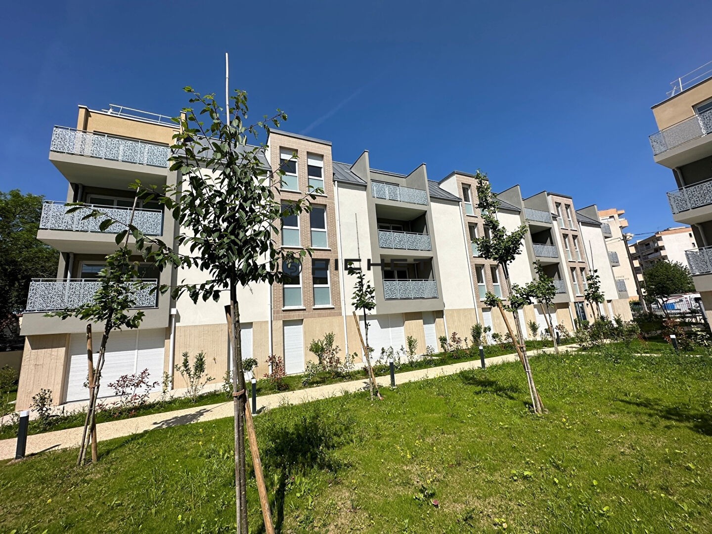 Vente Appartement à Dammarie-les-Lys 3 pièces