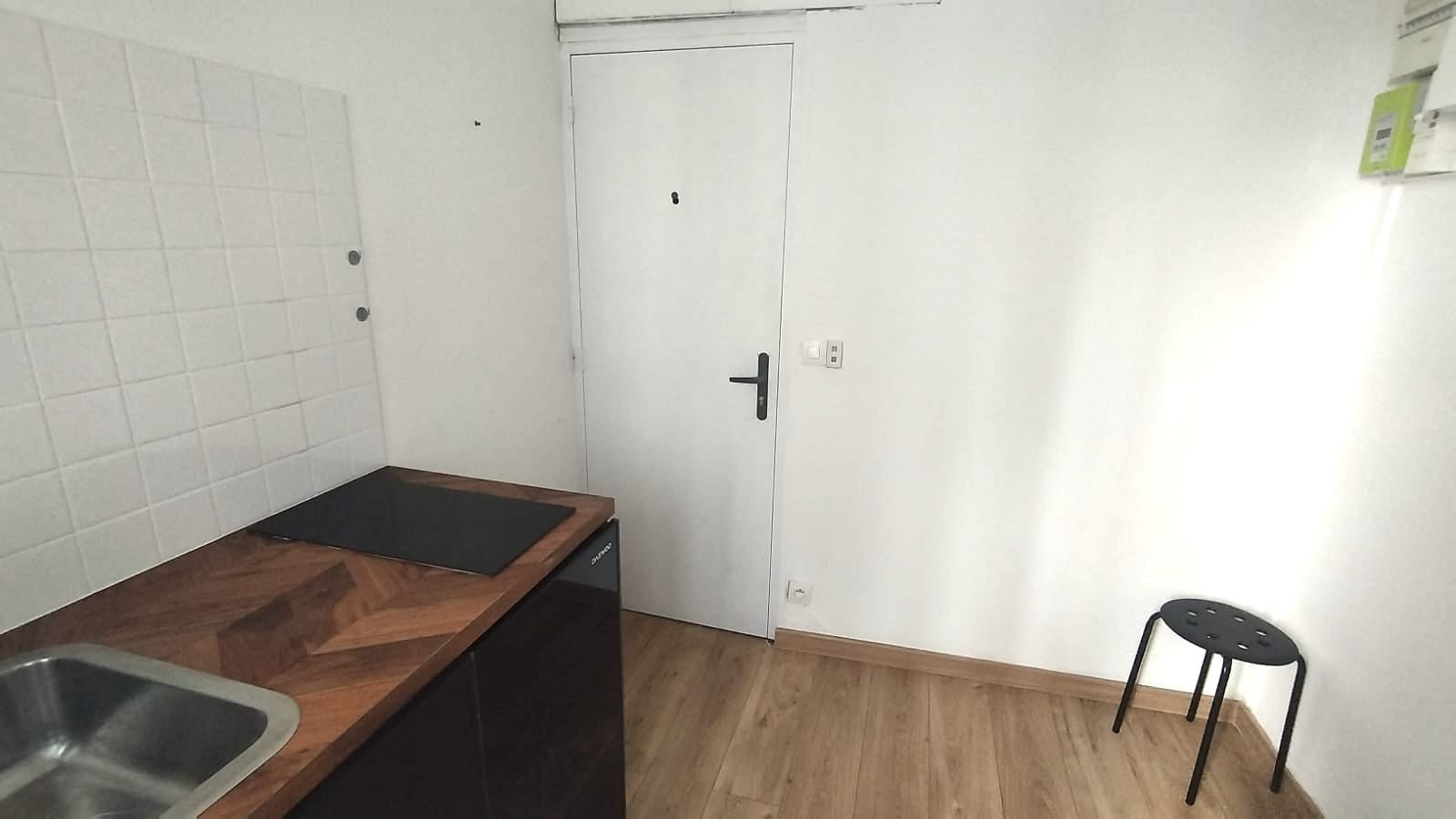 Vente Appartement à Paris Butte-Montmartre 18e arrondissement 1 pièce