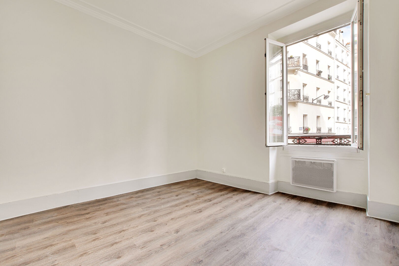 Vente Appartement à Paris Butte-Montmartre 18e arrondissement 2 pièces