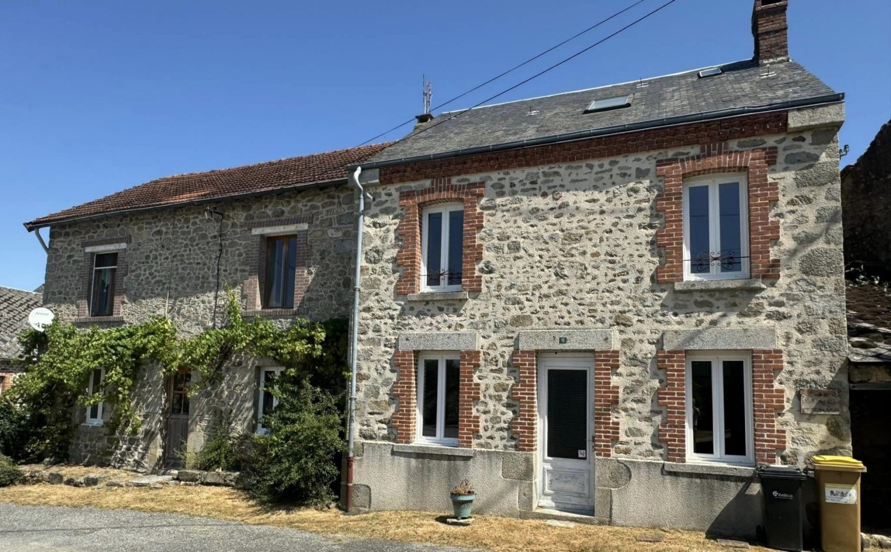 Vente Maison à Saint-Priest-la-Plaine 12 pièces