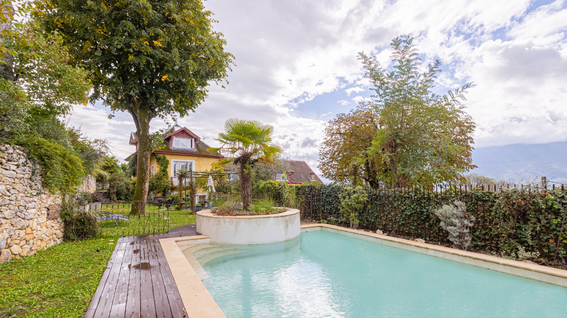 Vente Maison à Aix-les-Bains 12 pièces