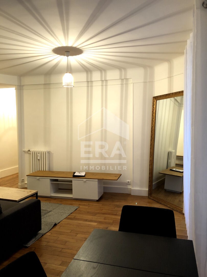 Location Appartement à Paris Vaugirard 15e arrondissement 3 pièces