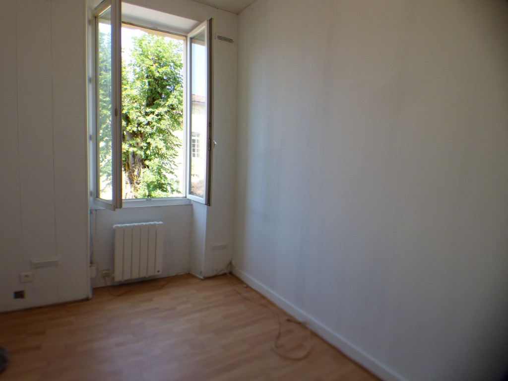 Location Appartement à Monsempron-Libos 2 pièces