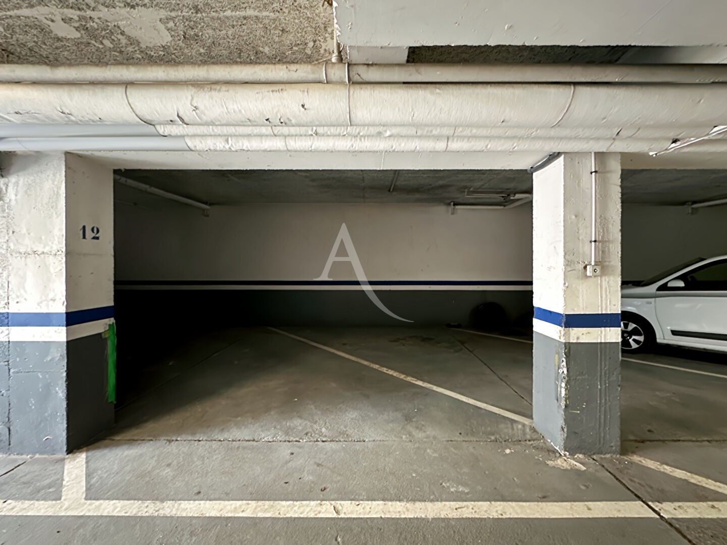 Location Garage / Parking à Poissy 0 pièce