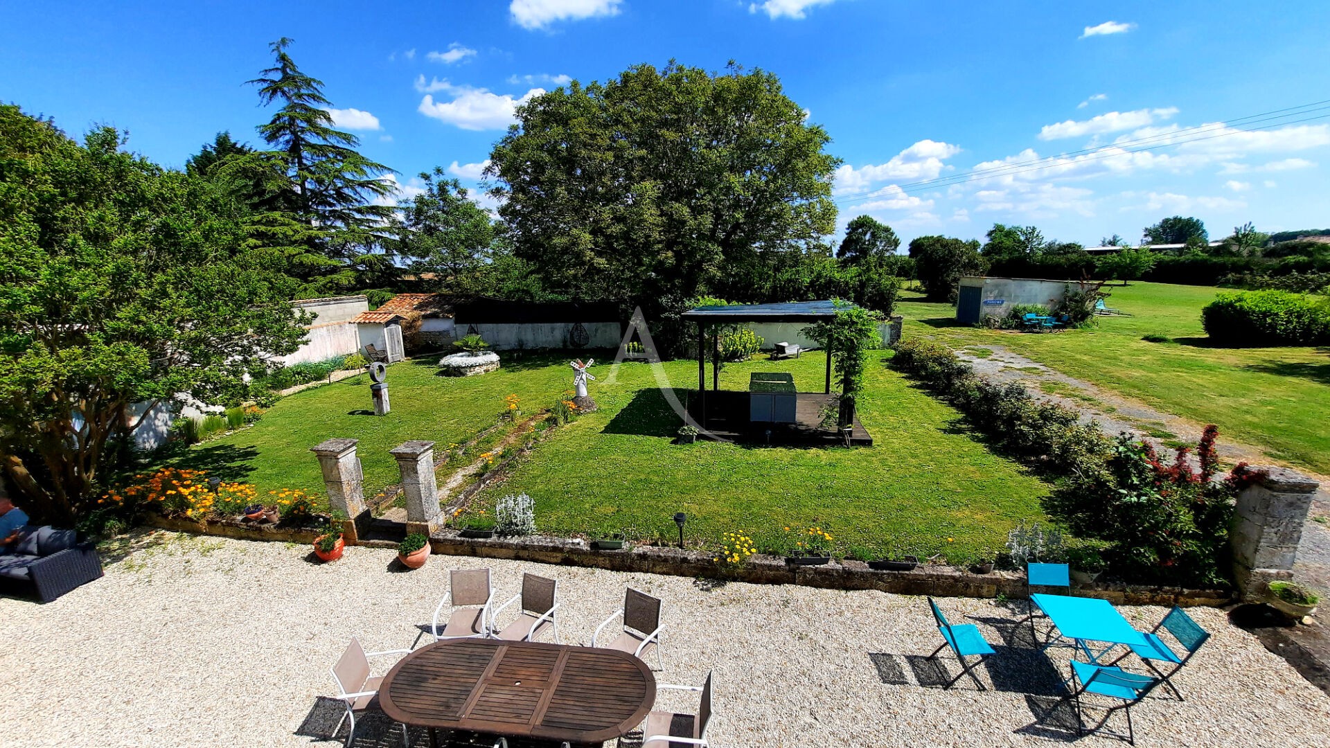 Vente Maison à Saint-Fort-sur-Gironde 9 pièces