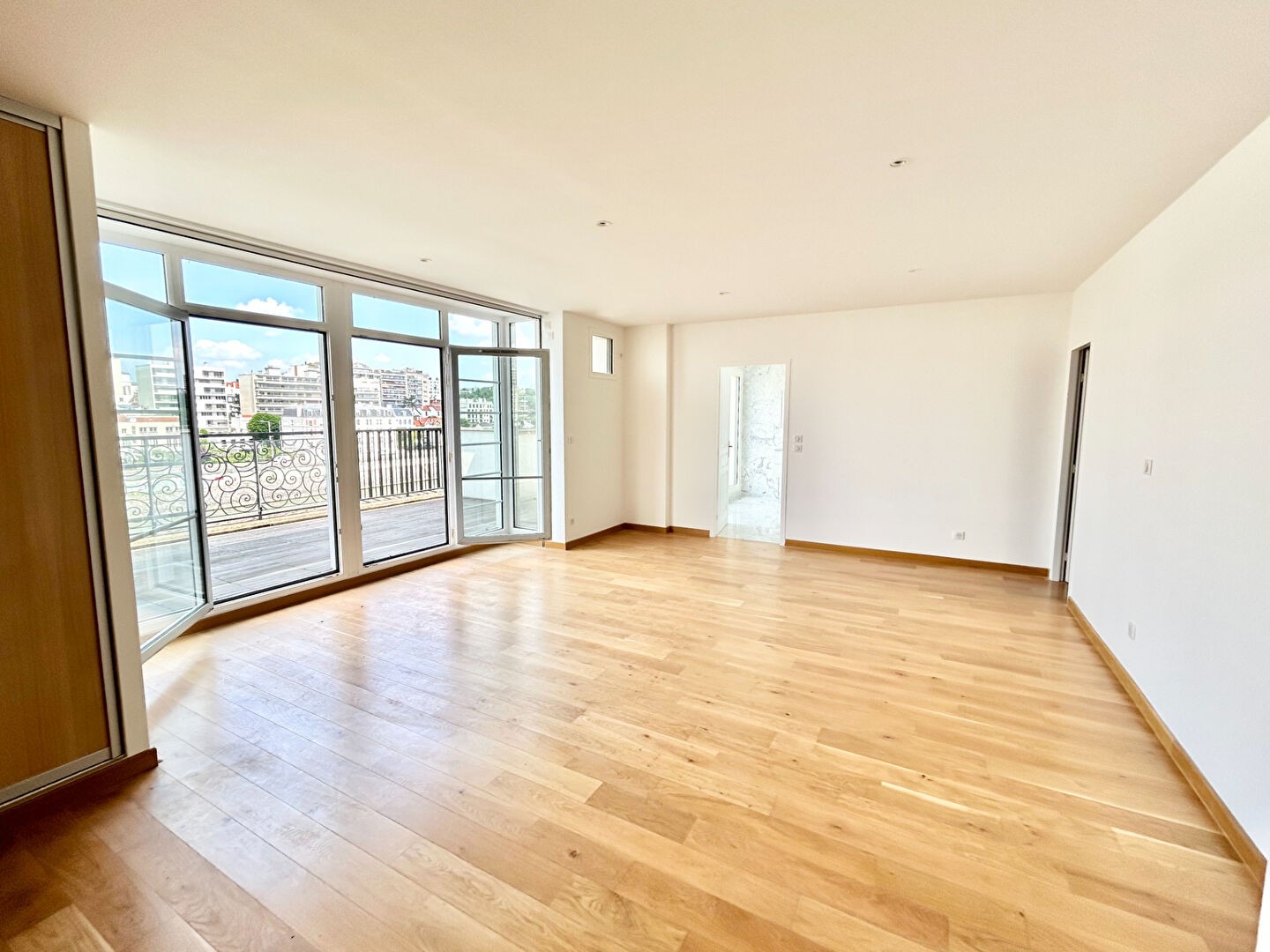 Location Appartement à Neuilly-sur-Seine 5 pièces