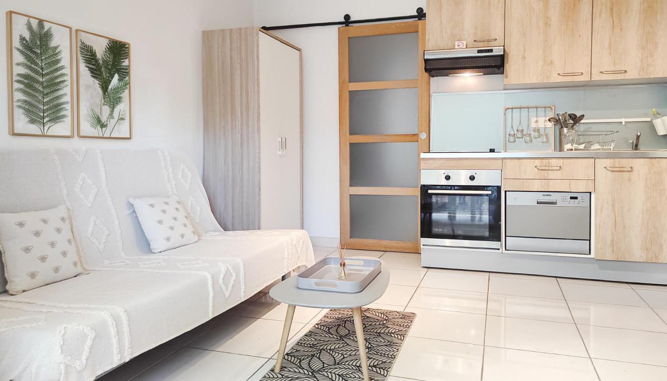 Vente Appartement à Saint-Cyr-sur-Mer 1 pièce