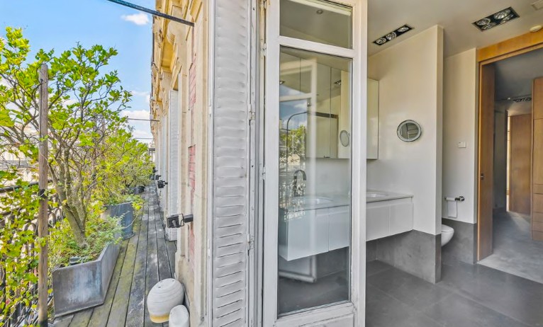 Vente Appartement à Paris Élysée  8e arrondissement 4 pièces