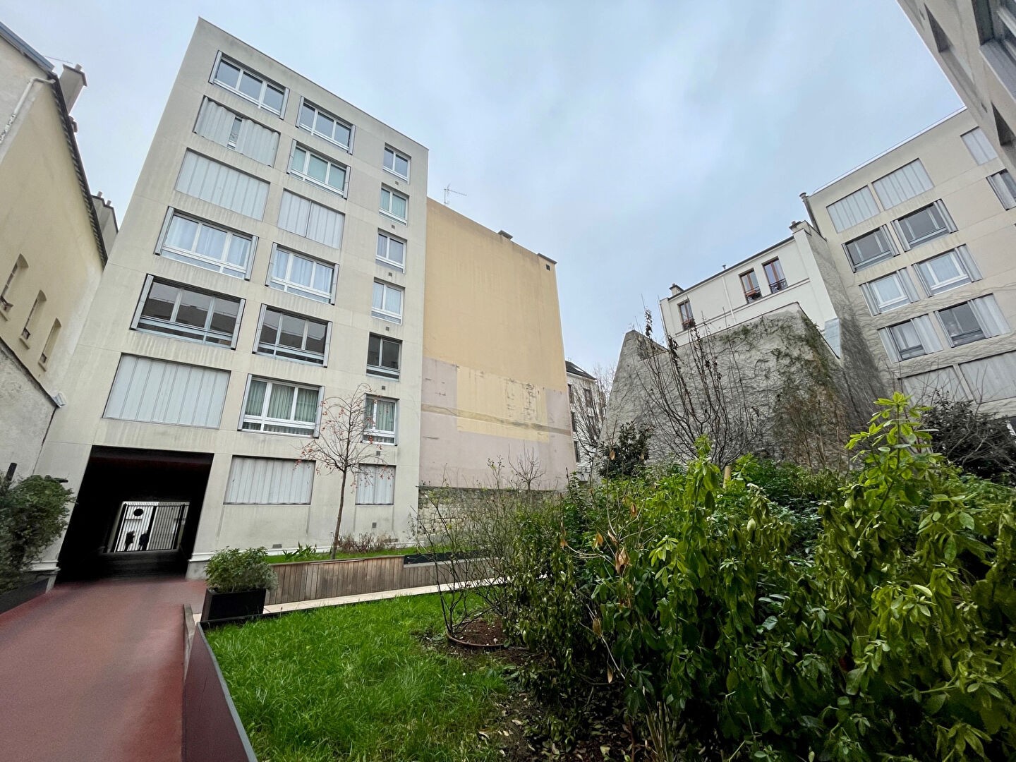 Vente Appartement à Paris Buttes-Chaumont 19e arrondissement 2 pièces