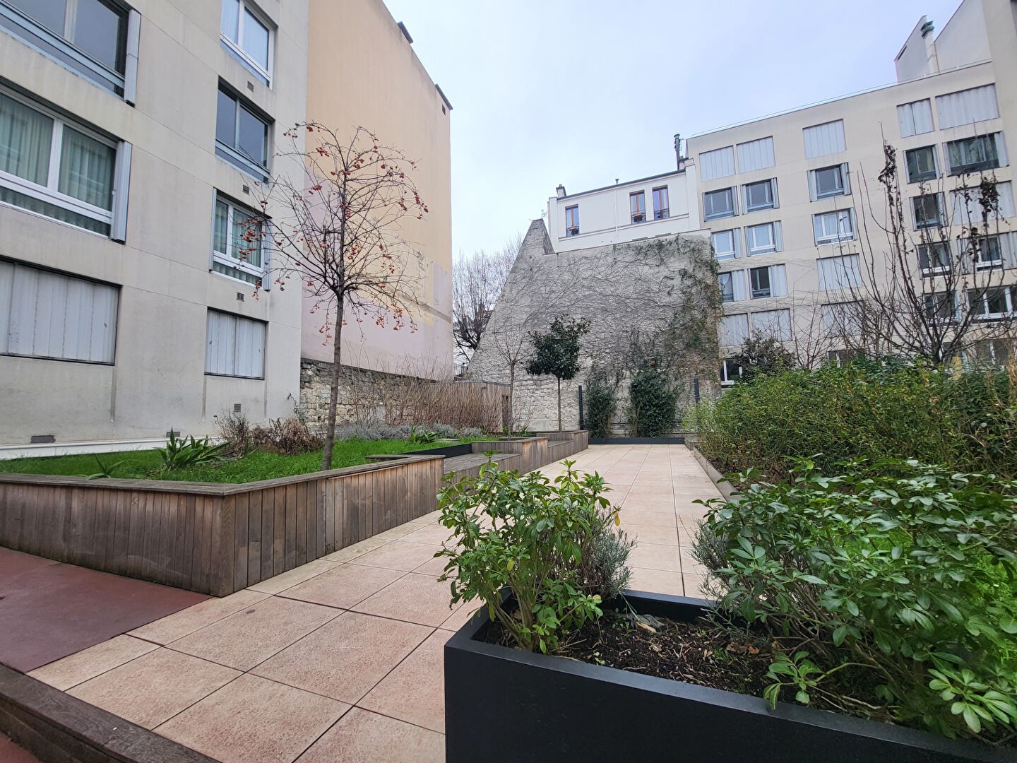 Vente Appartement à Paris Buttes-Chaumont 19e arrondissement 2 pièces