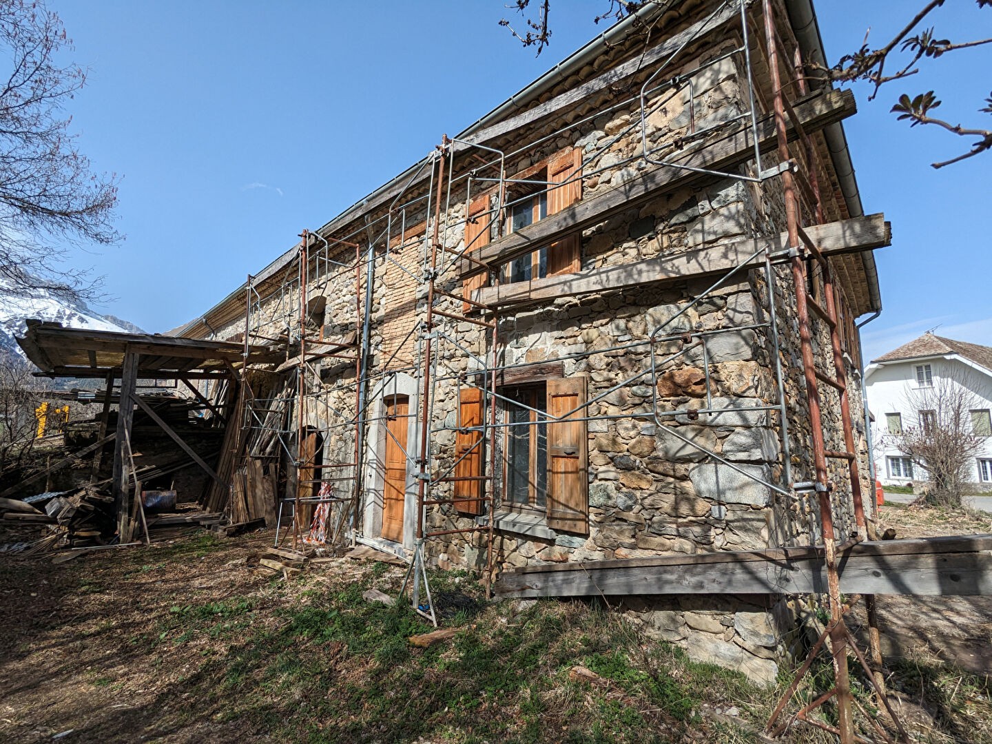 Vente Maison à Poligny 0 pièce