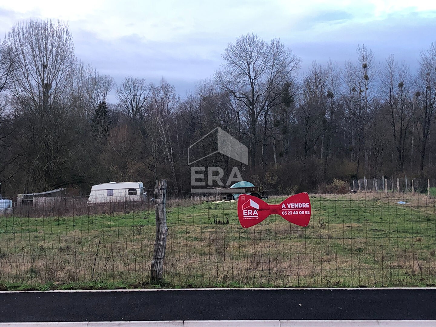 Vente Terrain à Saint-Gobain 0 pièce