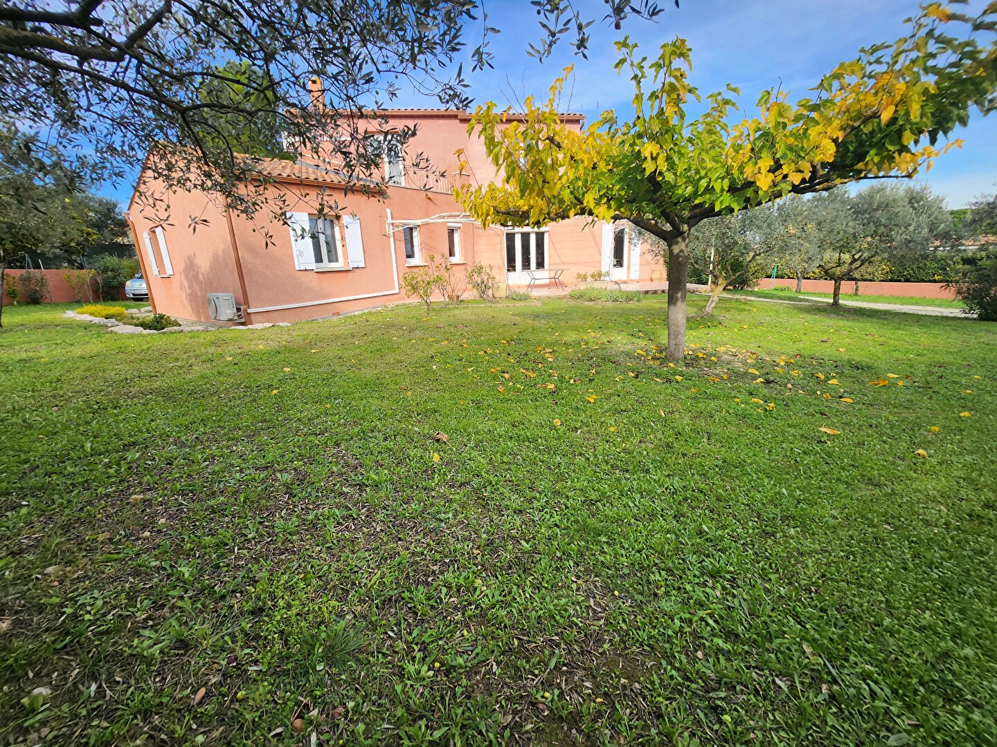 Vente Maison à Saint-Saturnin-lès-Avignon 7 pièces